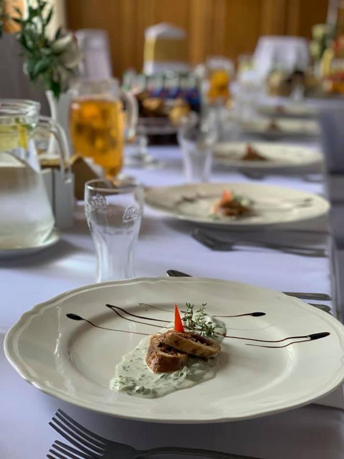 Restauracja Noclegi Ruczaj Nowy Targ Kültér fotó